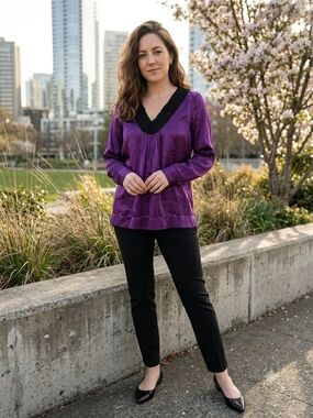 100% Silk Max Studio Purple V-Neck Long Sleeve Top with Black Lace Trim